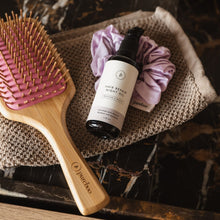 Afbeelding in Gallery-weergave laden, Combideal Hair Repair Night Oil + Bamboo Brush