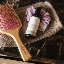 Afbeelding in Gallery-weergave laden, Combideal Bamboo Brush + Scrunchie