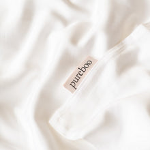 Afbeelding in Gallery-weergave laden, Bamboo Silk Kussensloop White Lily