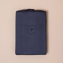 Afbeelding in Gallery-weergave laden, Bamboo Silk Dekbedovertrek Midnight Blue