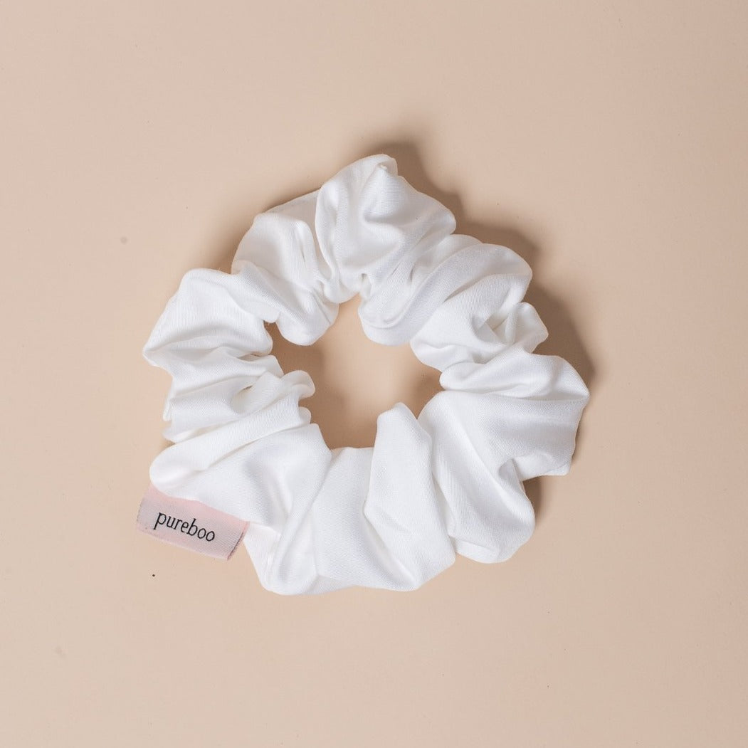 Bamboo Scrunchie White Lily