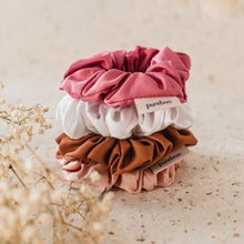 Afbeelding in Gallery-weergave laden, Bamboo Scrunchie Copper Gold
